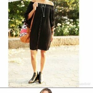 LOVE FIRE Size S Tunic Top Mini Dress Swim Cover Up W/ Tassels BLACK Cr…
